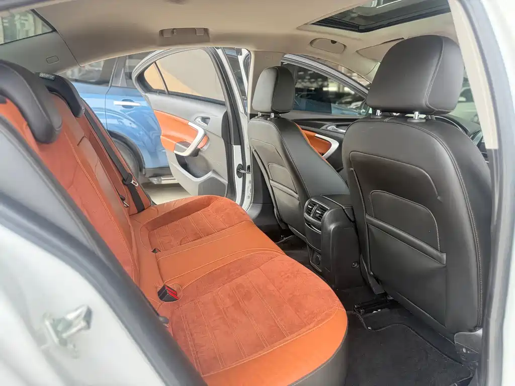Regal 1.6 T Elite Tech