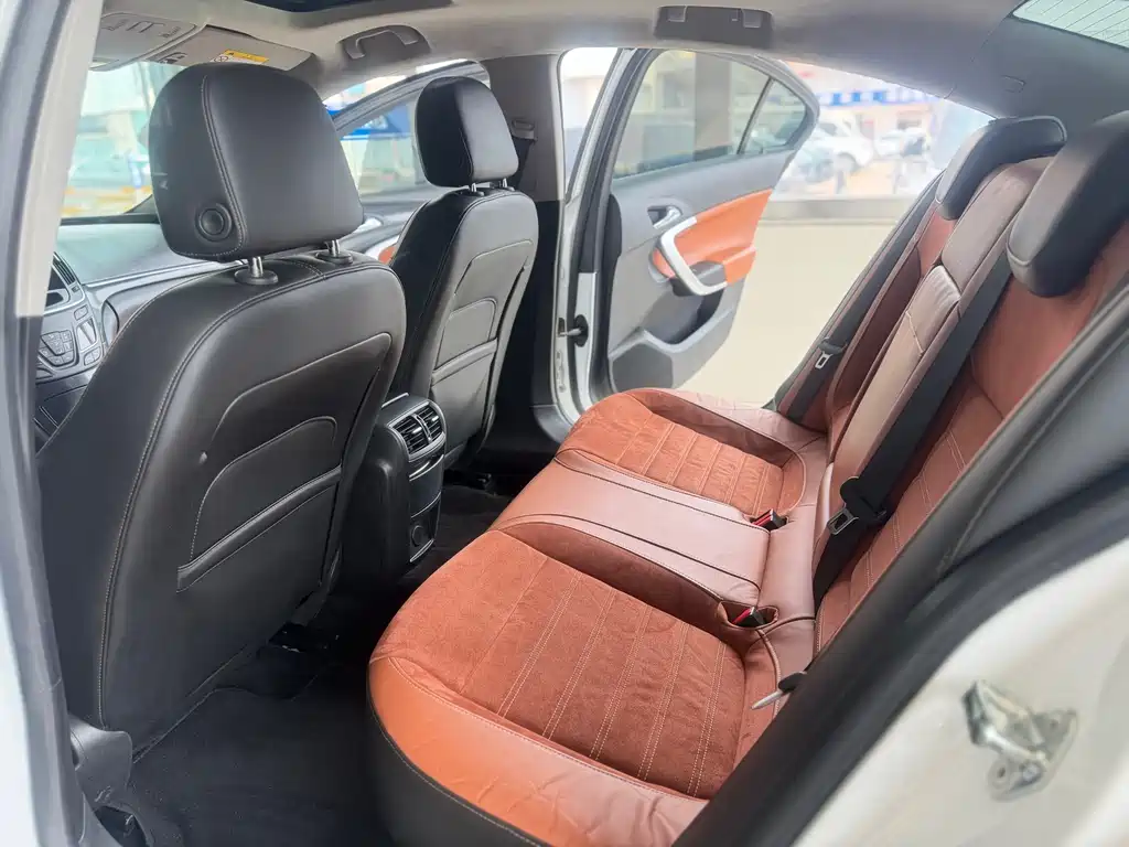 Regal 1.6 T Elite Tech