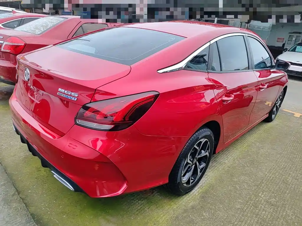 MG5 180 DVVT CVT Youth Luxury