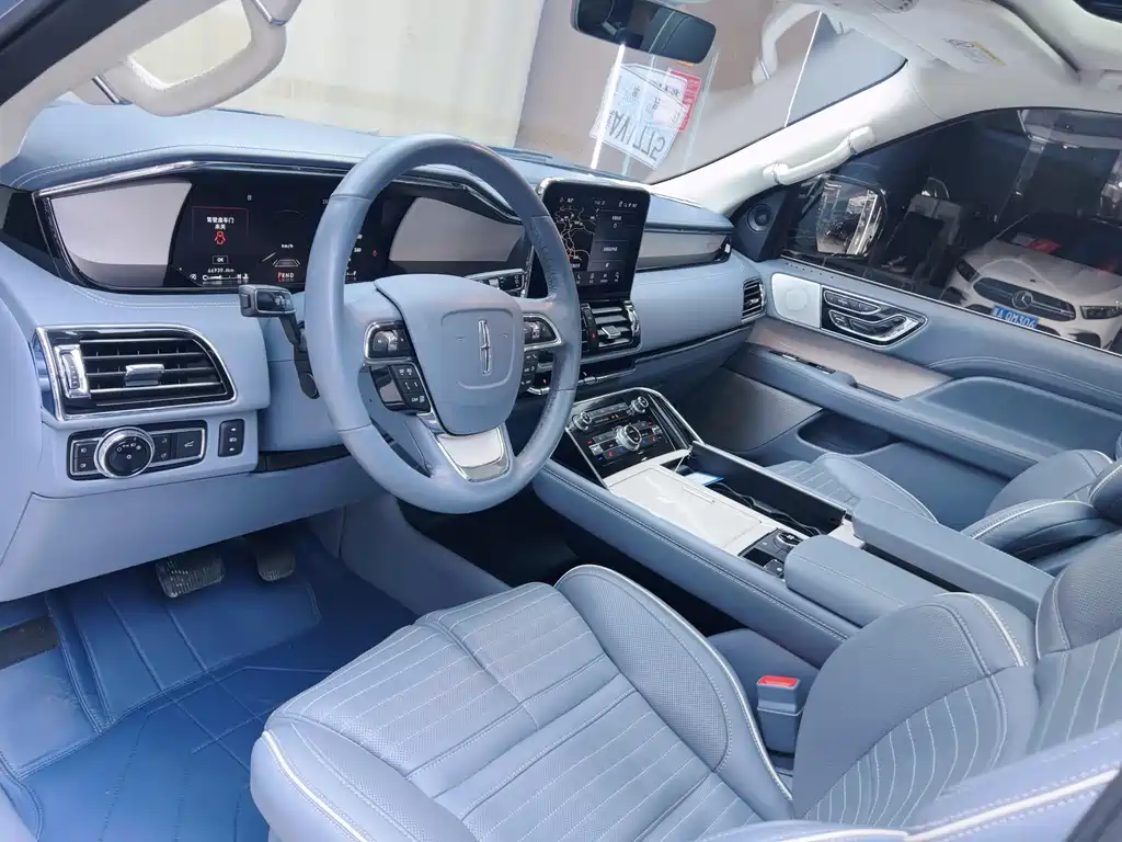 Navigator 3.5 T President Series