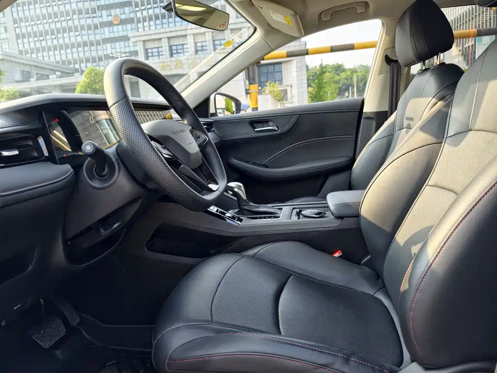 Roewe i5 1.5 L CVT Honored