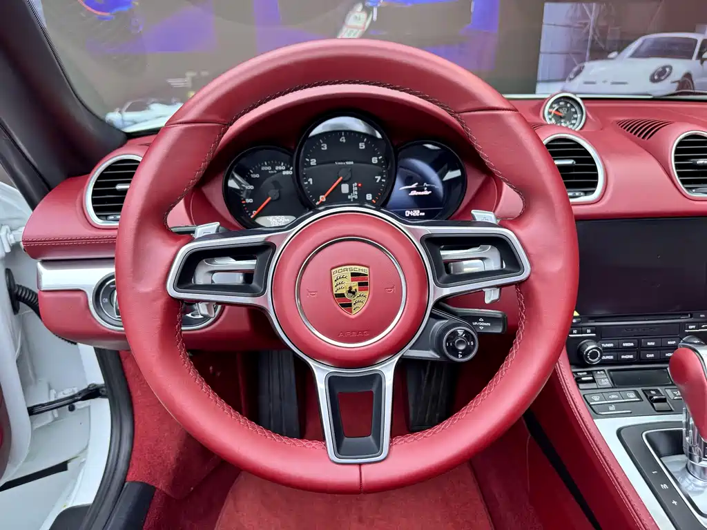 Porsche 718 Boxster 2.0 T