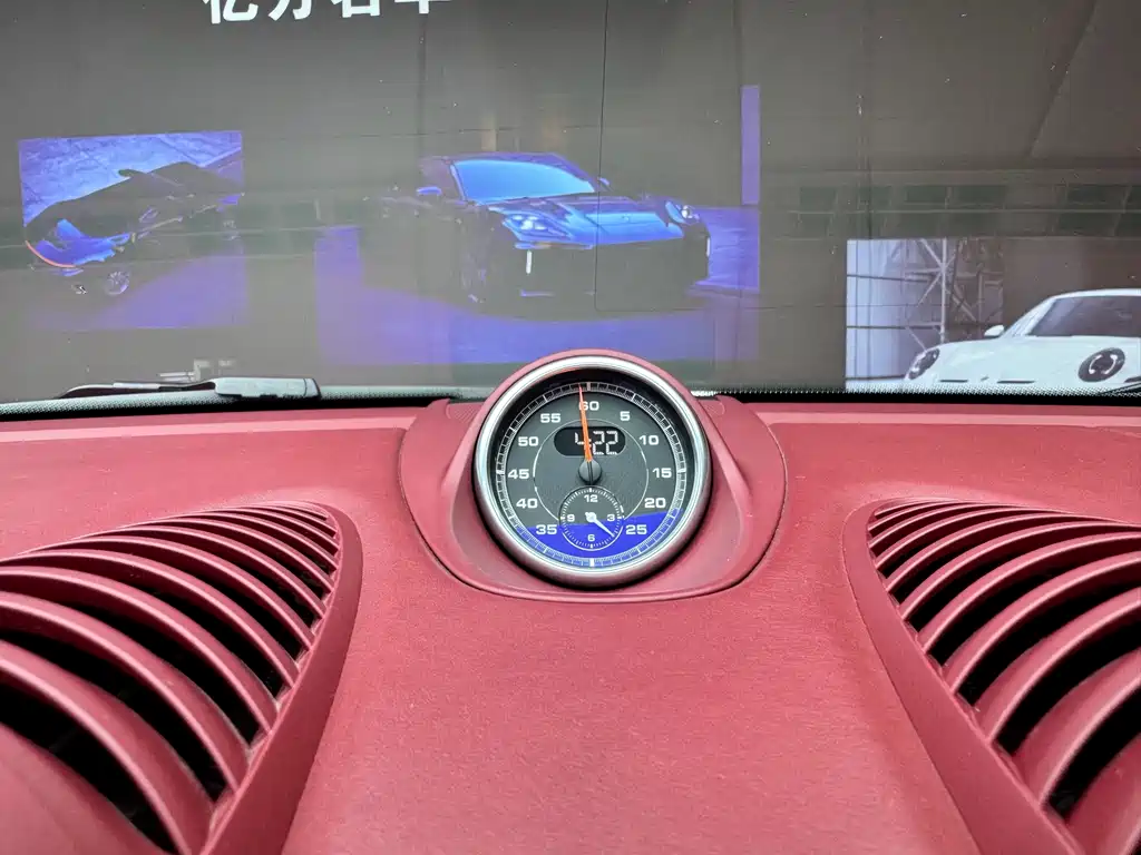 Porsche 718 Boxster 2.0 T