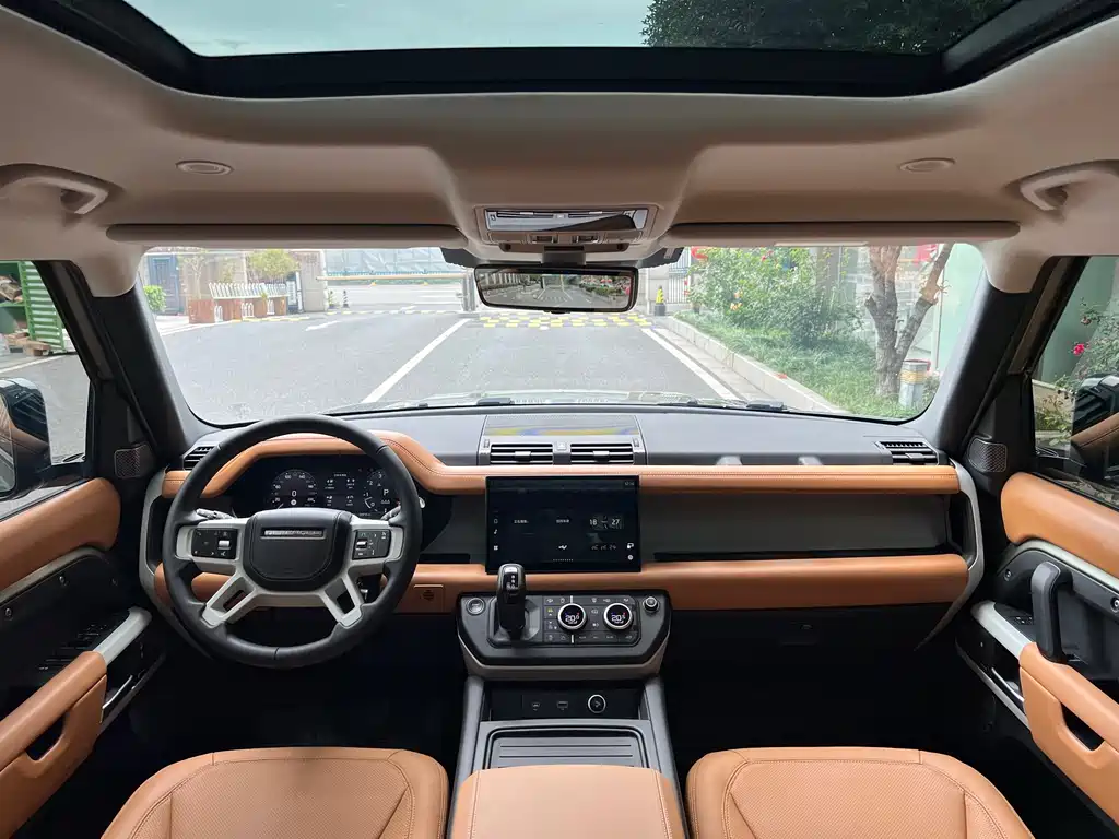 Land Rover Defender 110 3.0 T P400 Dark Special Edition