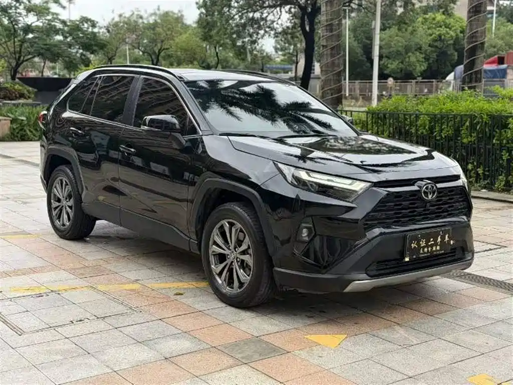 RAV4 2.0 L CVT 2 WD Style Plus