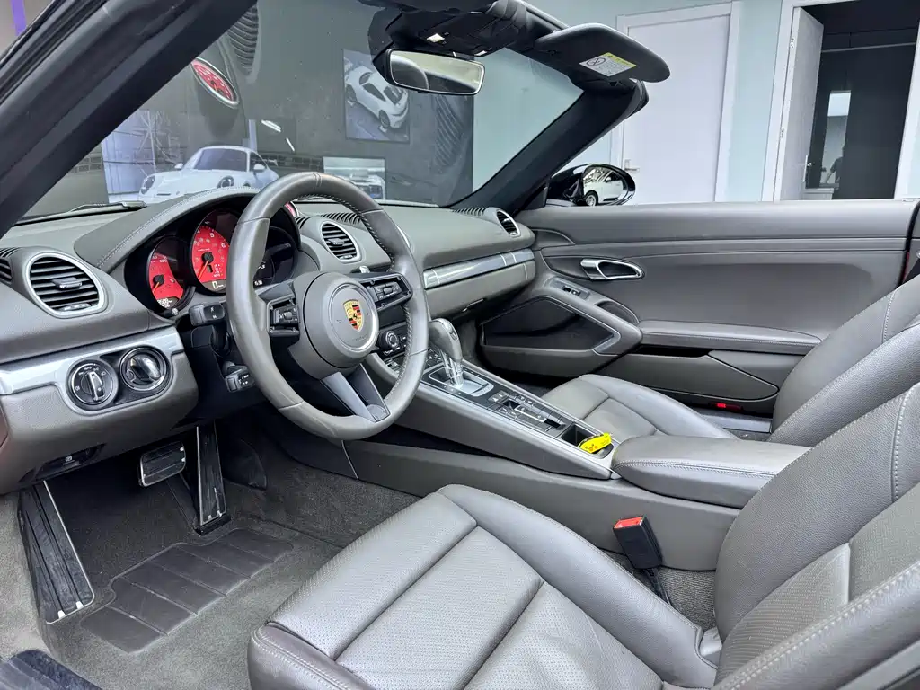 Porsche 718 Boxster S 2.5 T