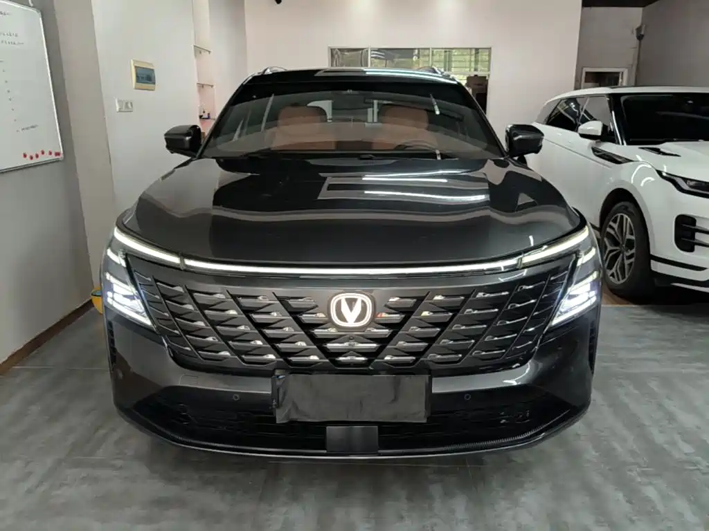 Changan CS75 PLUS 4 th Gen 1.5 T New Blue Whale Smart Flagship