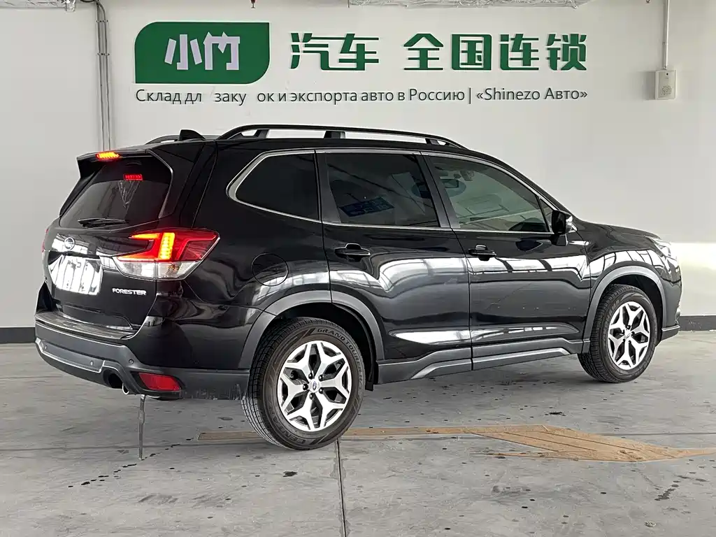 Forester 2.0 i AWD Luxury