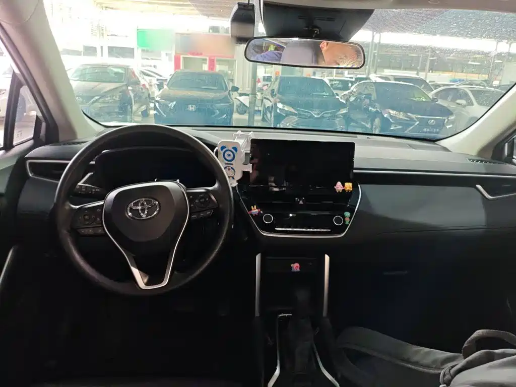 Frontlander 2.0 L CVT Leading