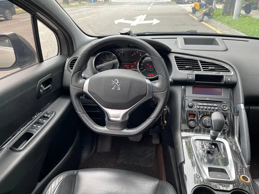 Peugeot 3008 2.0 L Auto Trendy