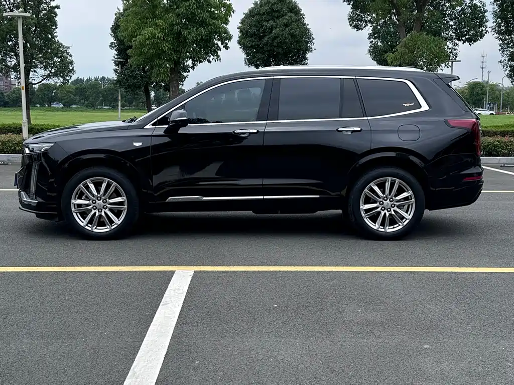 Cadillac XT6 2.0 T 6-seat 4 WD Luxury
