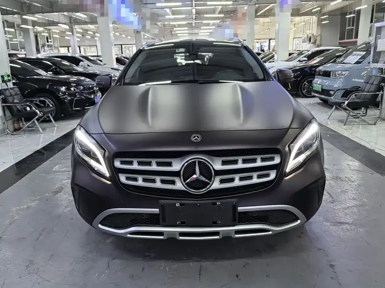Mercedes-Benz GLA GLA 200 Fashion