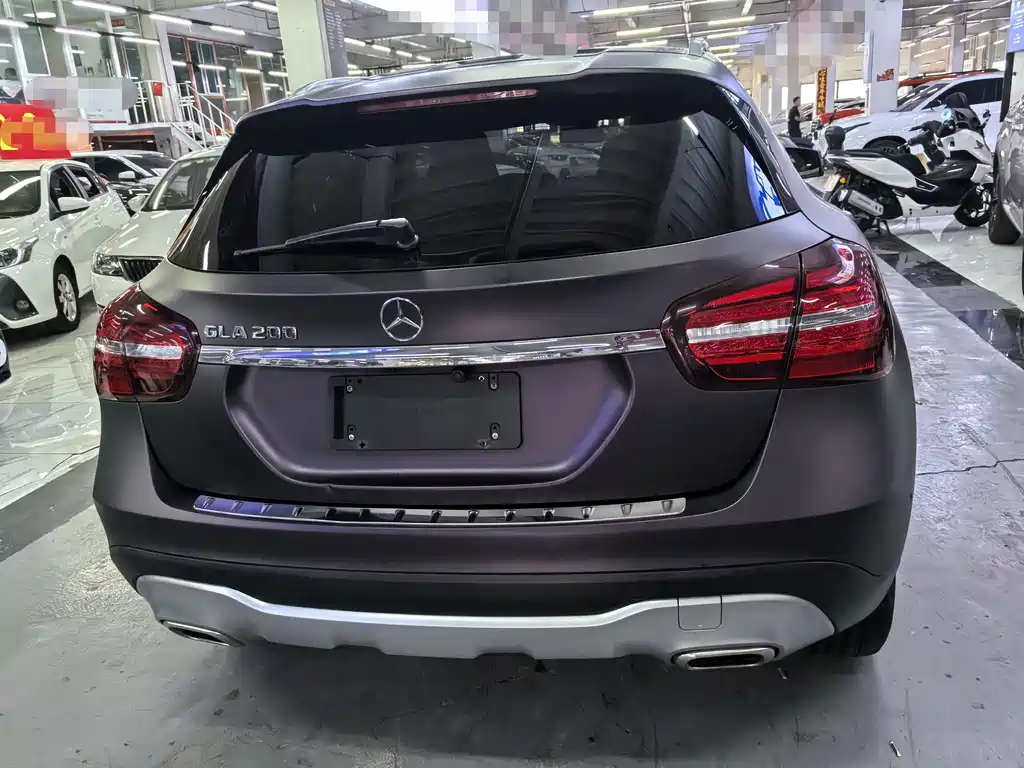 Mercedes-Benz GLA GLA 200 Fashion