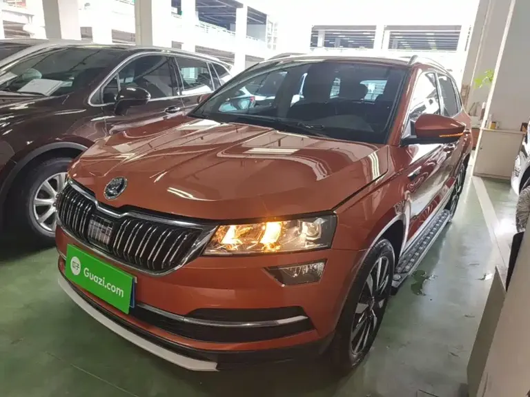 Skoda Karoq TSI280 Smart Travel Luxury CN-V