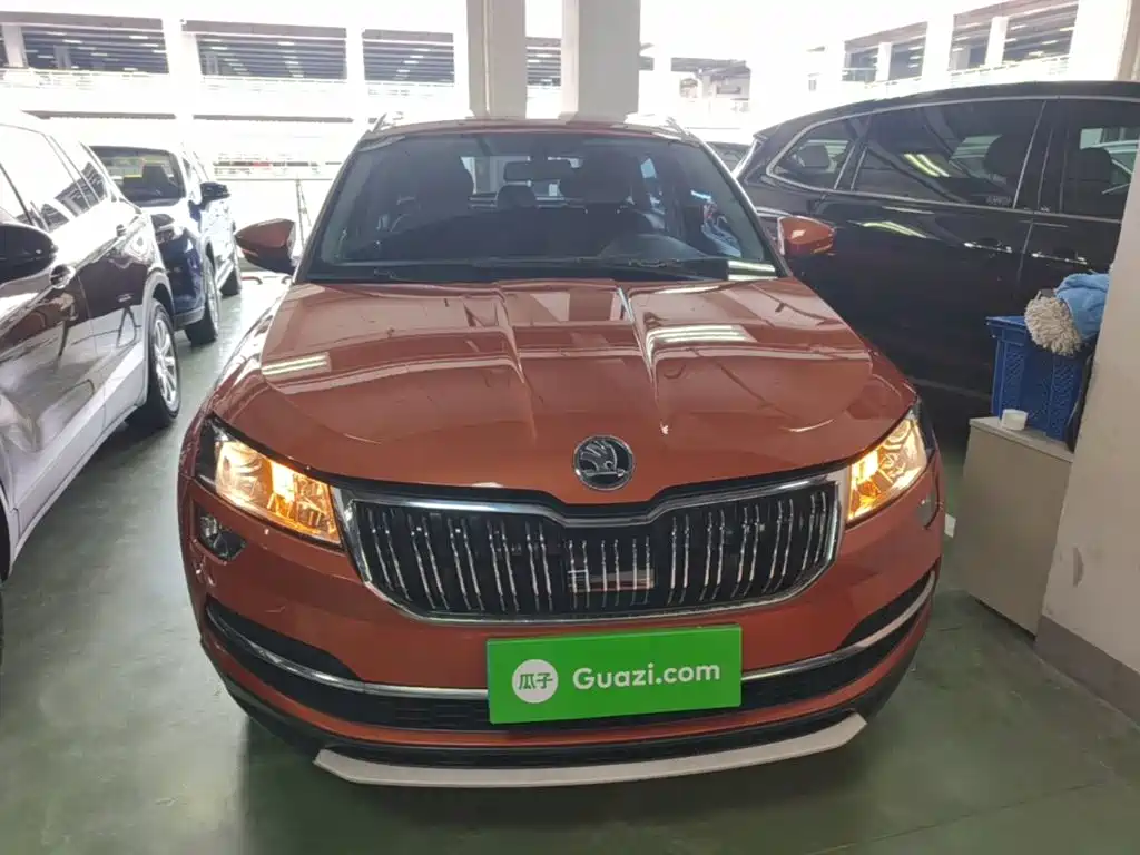 Karoq TSI280 Smart Travel Luxury CN-V