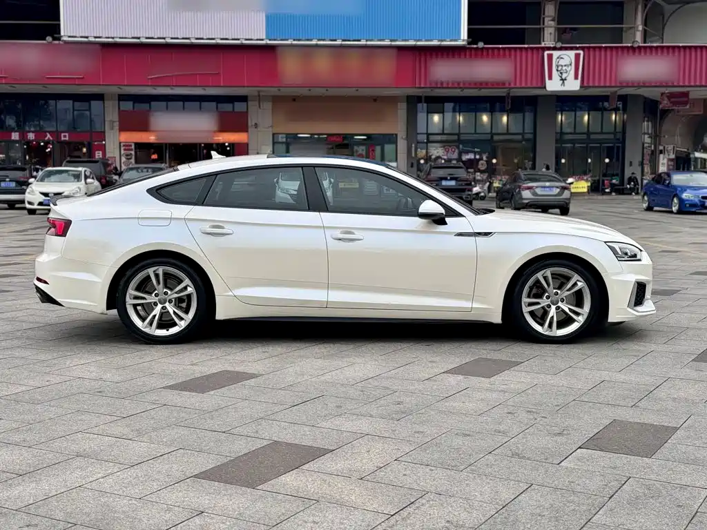 Audi A5 (Import) Sportback 40 TFSI Fashion