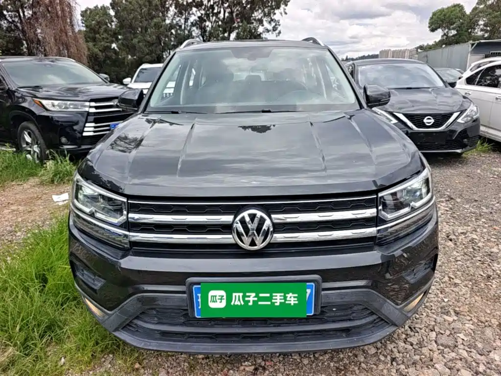 Tharu 280 TSI 2 WD Luxury CN-VI
