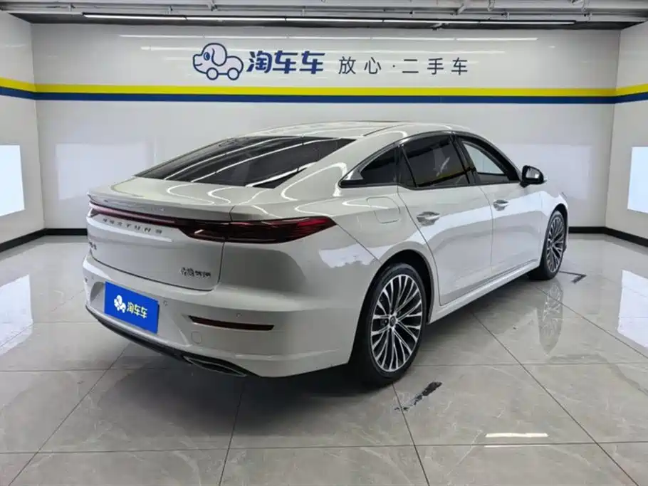 Besturn B70 Dragon 1.5 T Leading Innovation