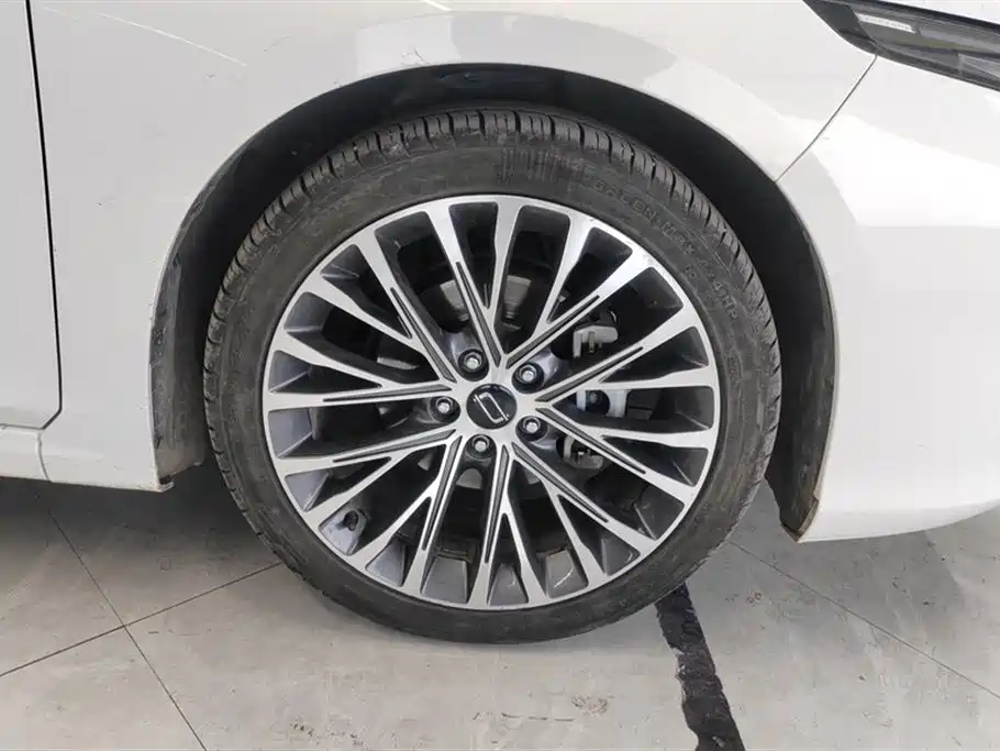 Besturn B70 Dragon 1.5 T Leading Innovation