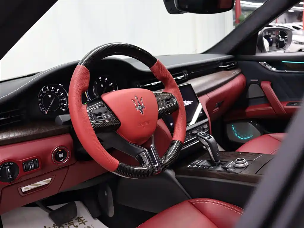 Quattroporte 总裁 2022款 3.0 T GT
