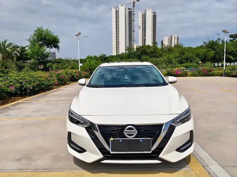 Nissan Sylphy 1.6 L XL CVT Joy
