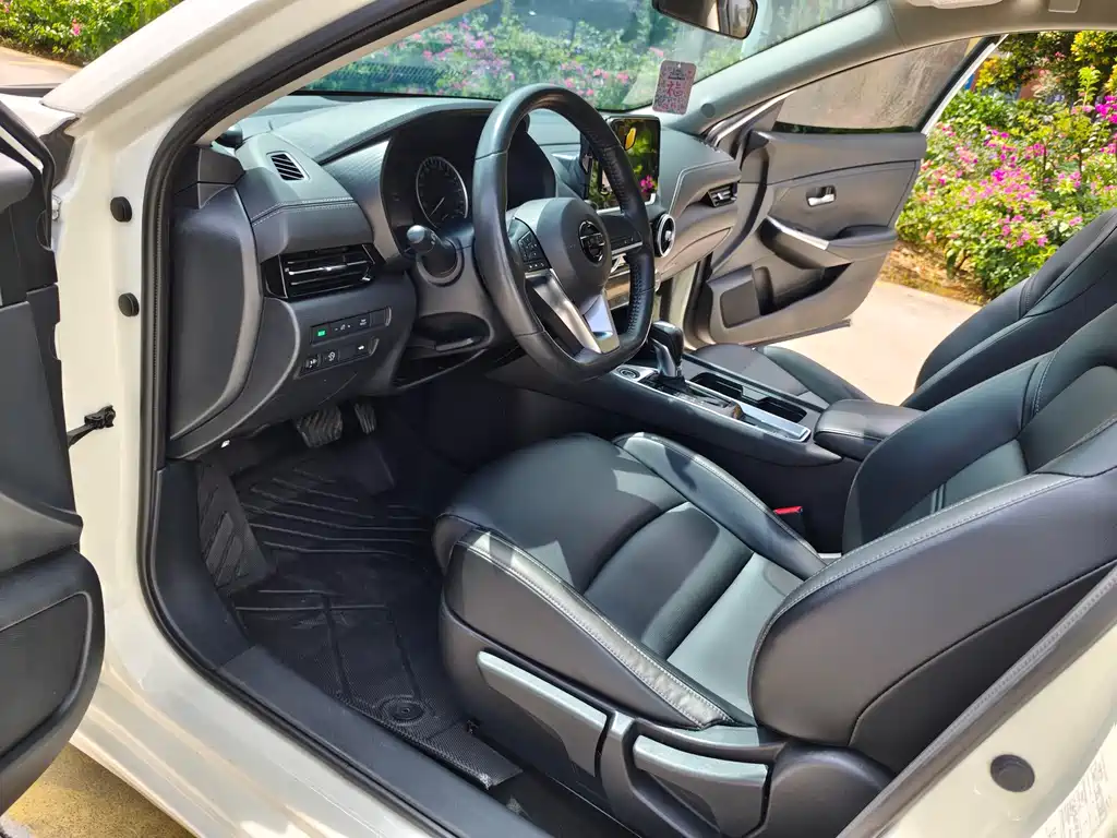 Sylphy 1.6 L XL CVT Joy