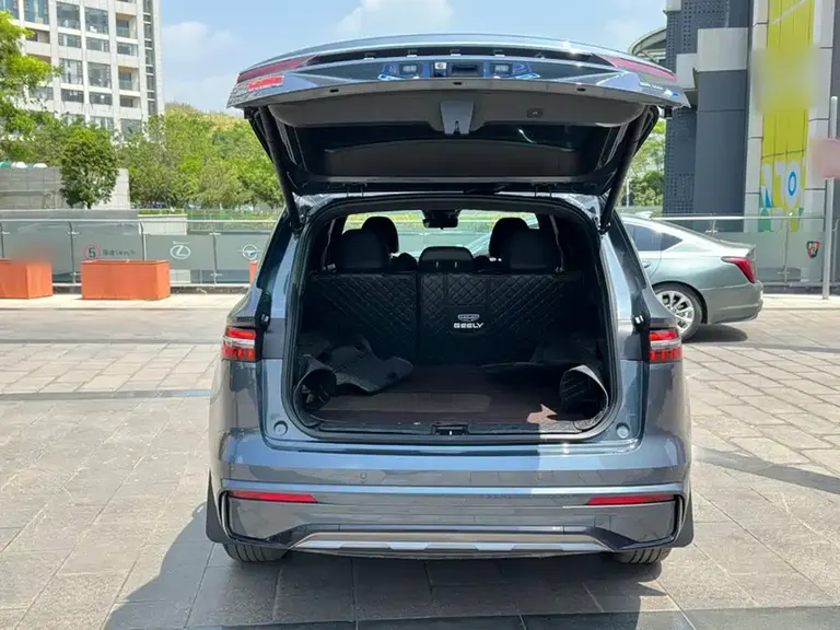 Geely Xingyue L 1.5 T Thor Hi·F Hybrid Hybrid Super Swift