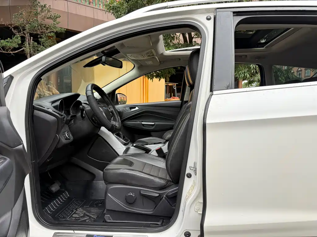 Kuga 1.5 L GTDi 2 WD Style