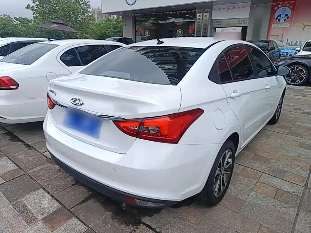 Arrizo 5 艾瑞泽5 2025款 卓越版 1.5 L CVT风尚型