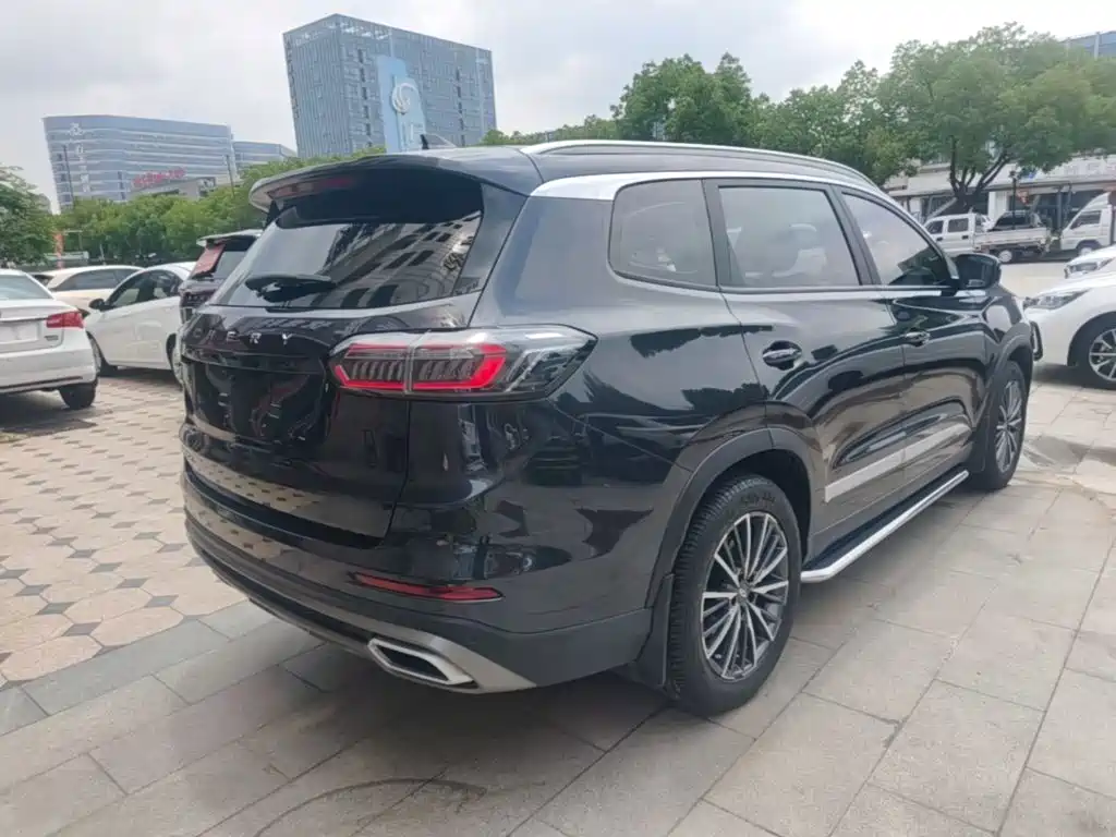 Tiggo 8 Outstanding 230 TCI Auto Luxury 5-seat