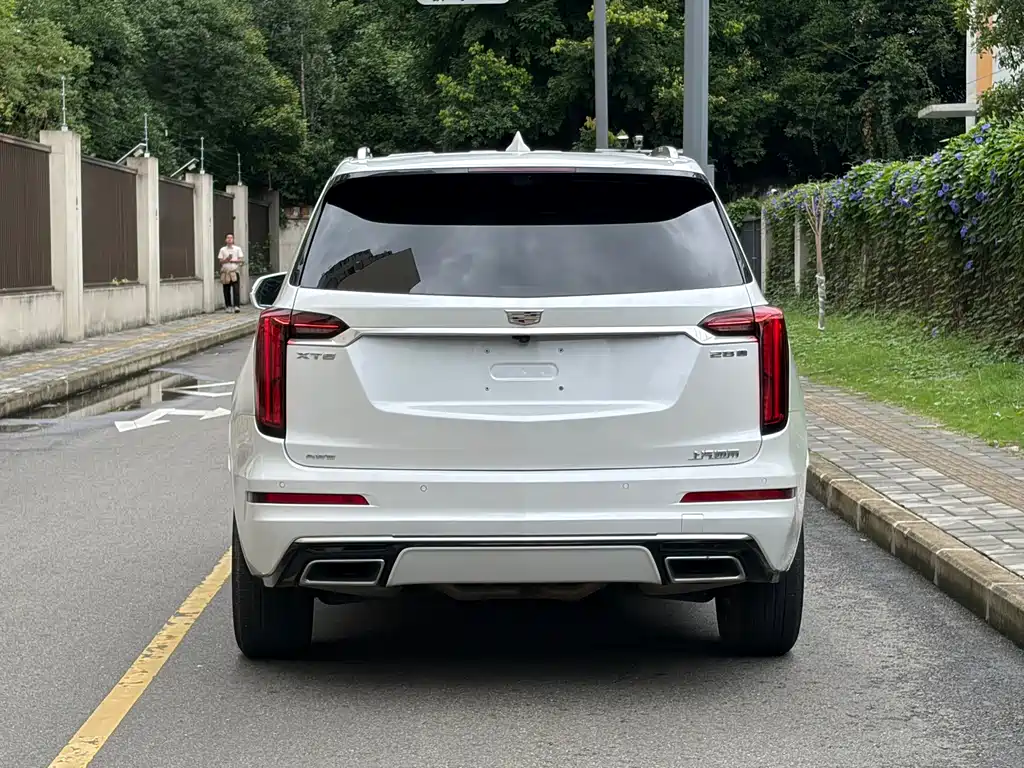 Cadillac XT6 2.0 T 6-seat 4 WD Luxury