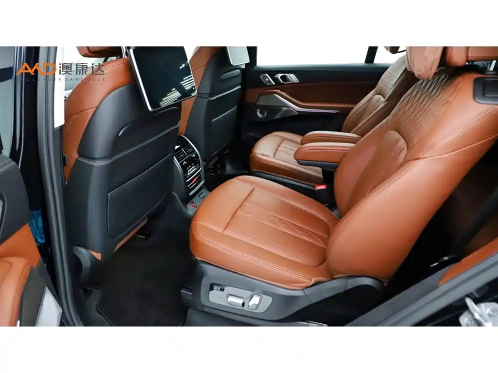 BMW X7 宝马X72021款 xDrive40 i 行政型M运动套装
