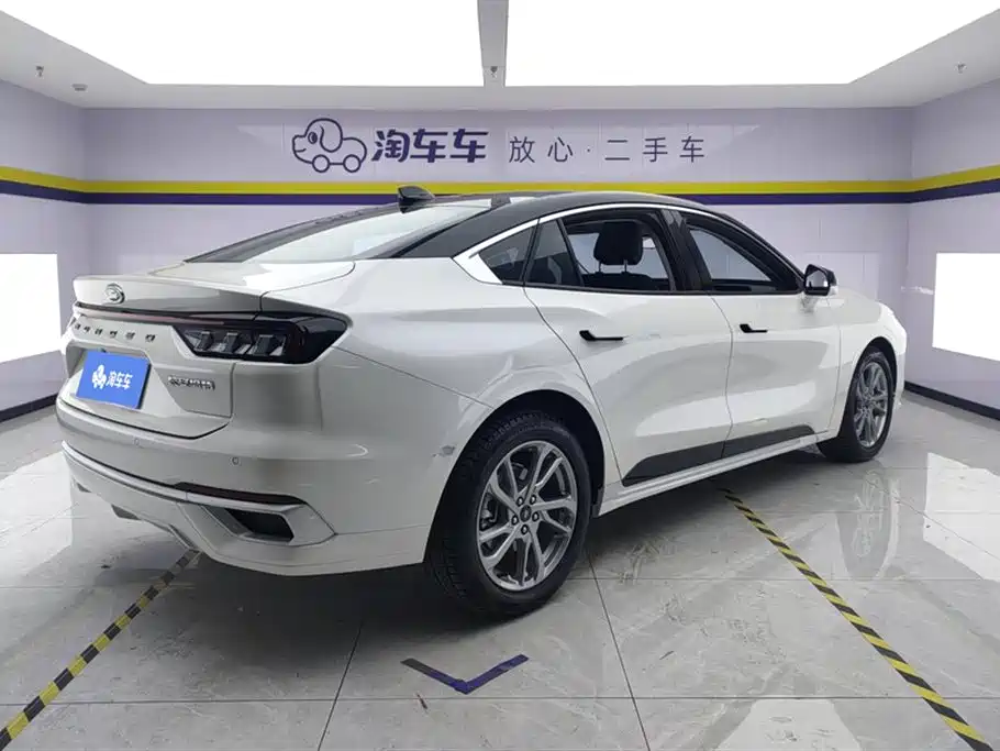 Mondeo EcoBoost 245 Luxury