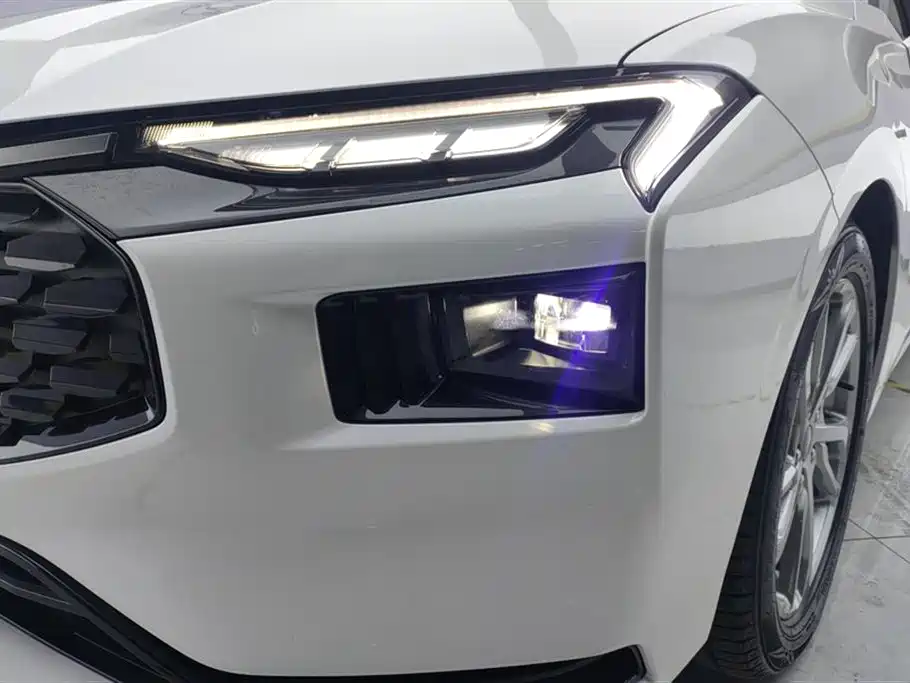 Mondeo EcoBoost 245 Luxury