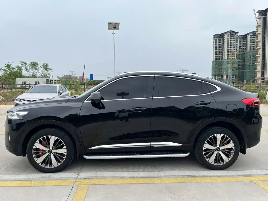 Haval F7 x 1.5 T 2 WD Ultimate Smart Tech