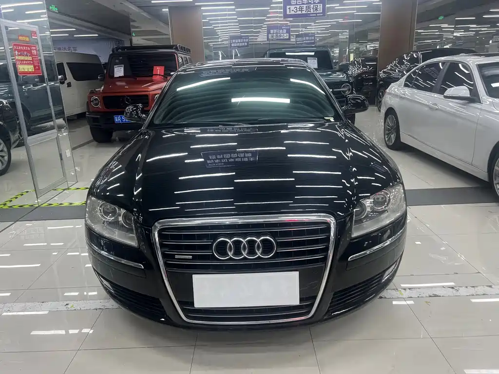 Audi A8 A8 L 4.2 FSI Distinguished