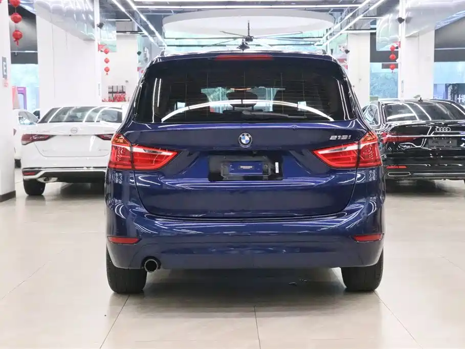 BMW 2 Series Active Tourer 218 i Leading