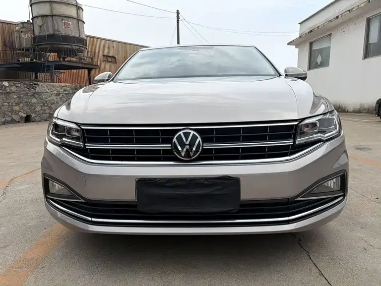 Volkswagen Bora 1.5 L Auto Elite Connected