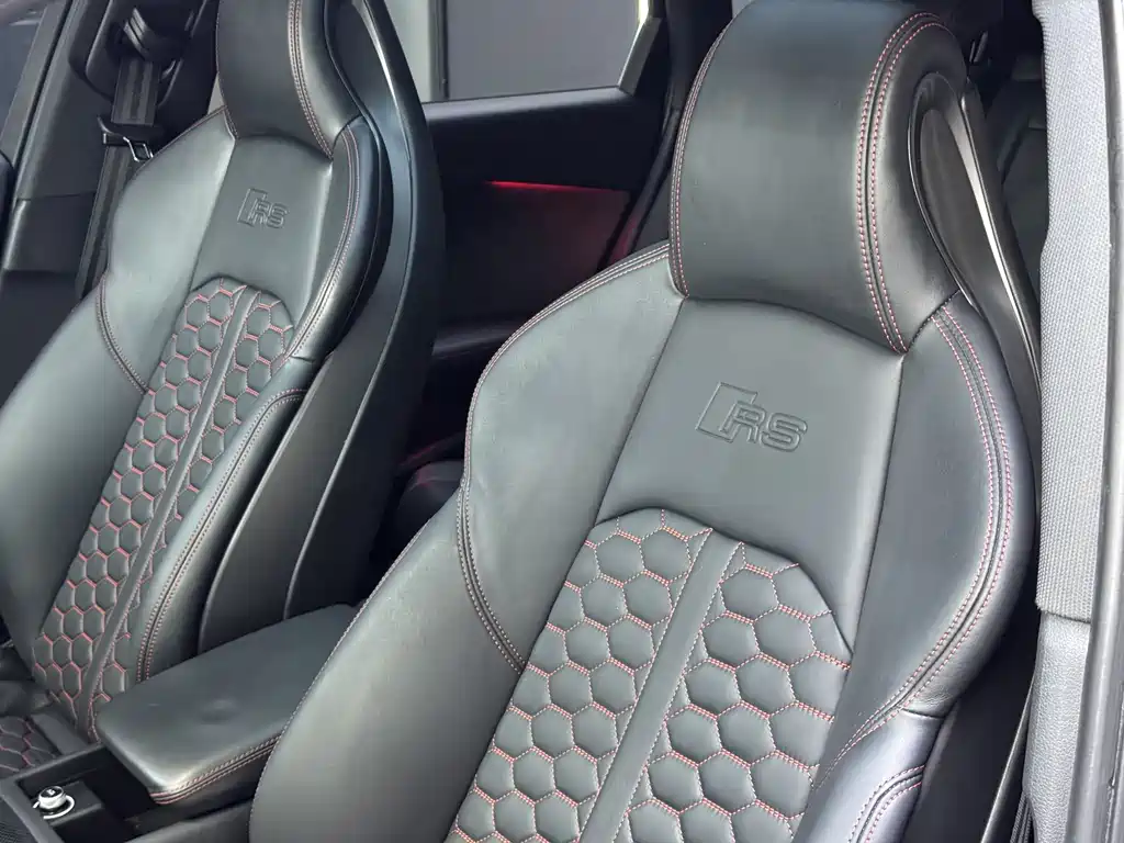 Audi RS 4 RS 4 2.9 T Avant