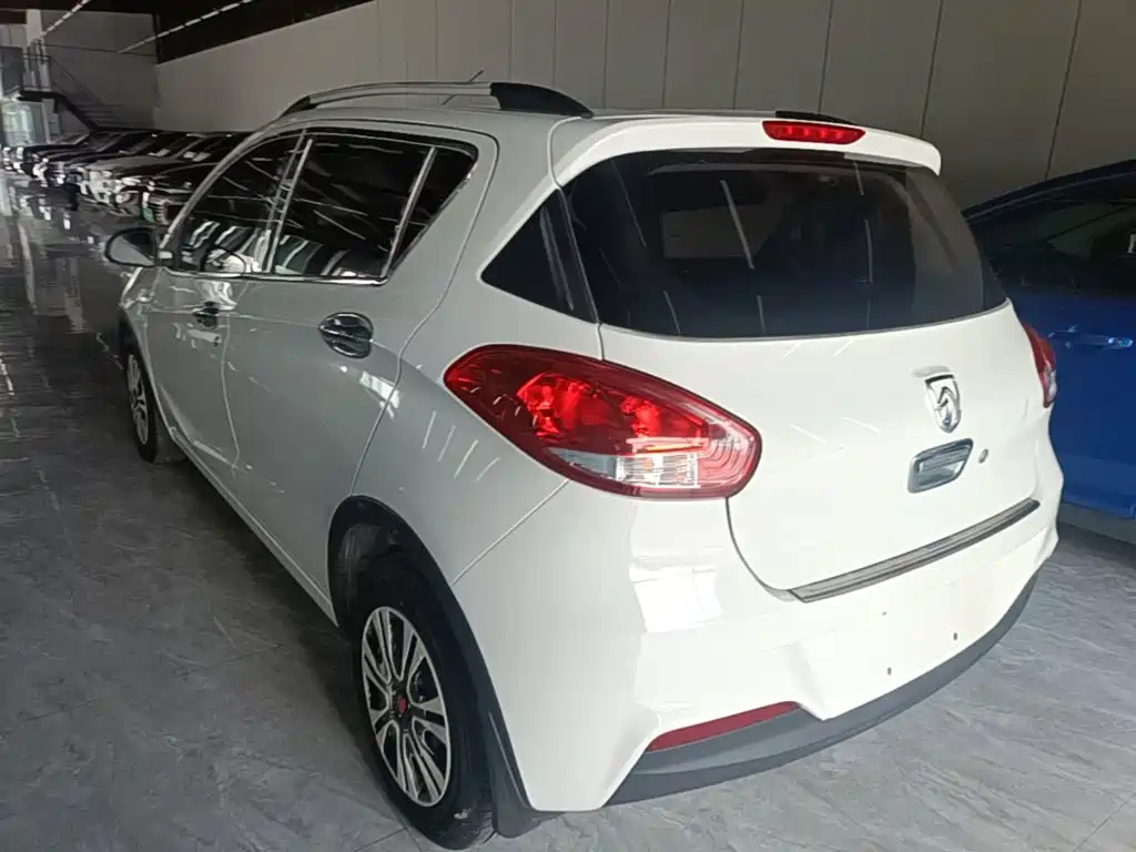 Baojun 310 1.2 L Manual Value