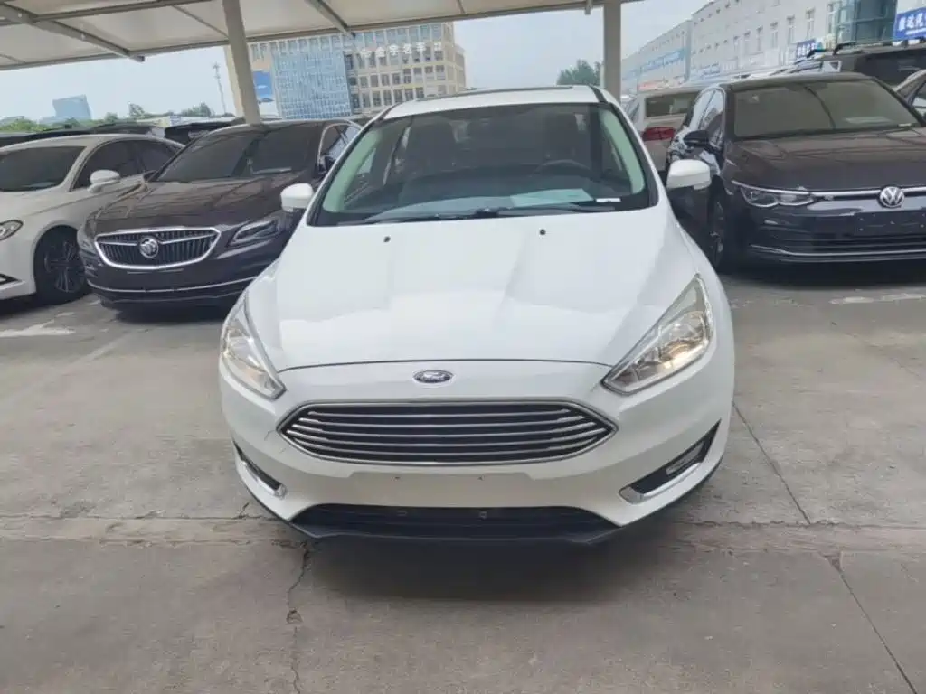 Focus 福克斯 2018款 三厢经典 EcoBoost 180 自动精英型