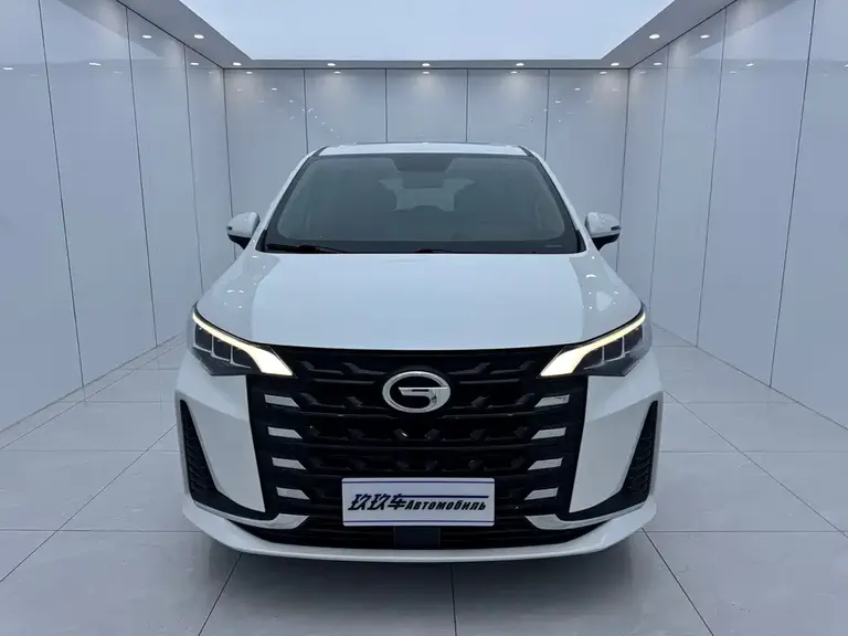 GAC Trumpchi M6 270 T DCT Luxury (7-seat)