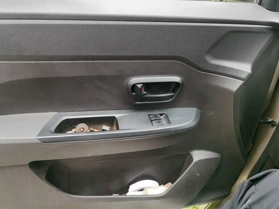 Wuling Hongguang 1.5 L S Basic LAR