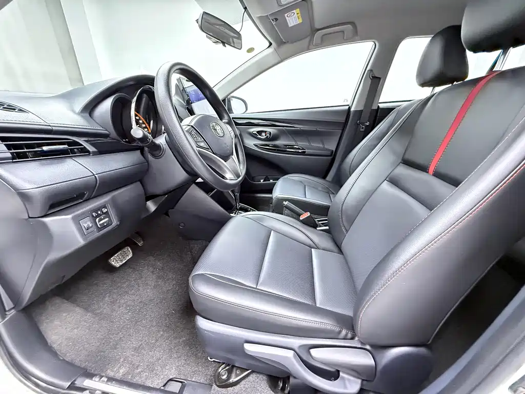 YARiS L Zhixuan Zhixuan X 1.5 L CVT Luxury PLUS