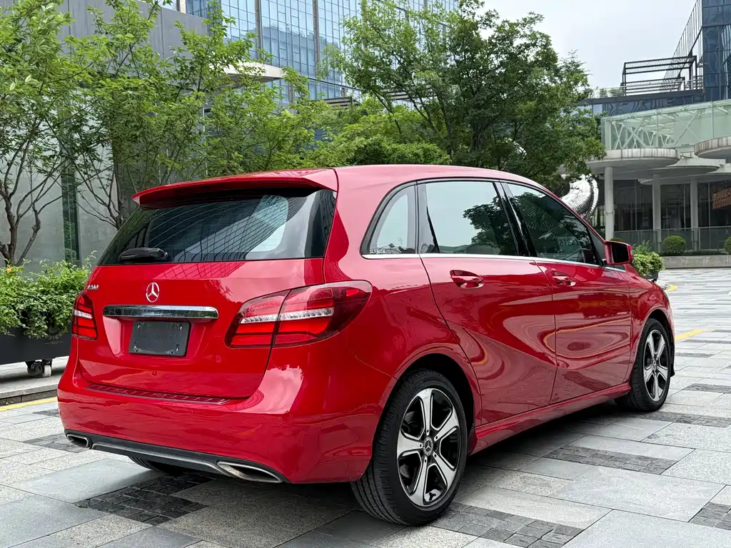Mercedes-Benz B-Class B 200 Fashion