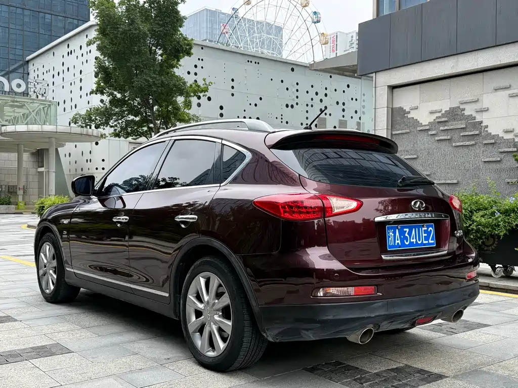 Infiniti QX50 (Import) 英菲尼迪QX50进口 2013款 2.5 L 两驱尊雅版