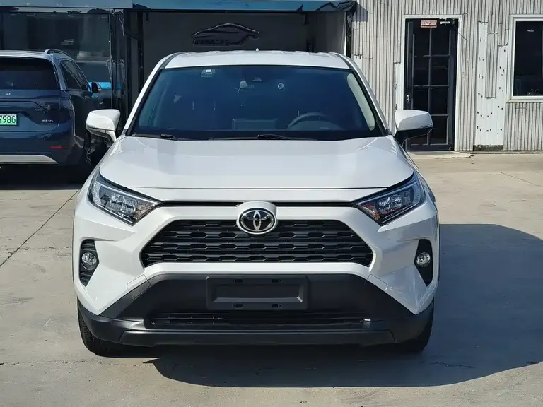 Toyota RAV4 2.0 L CVT 2 WD Urban