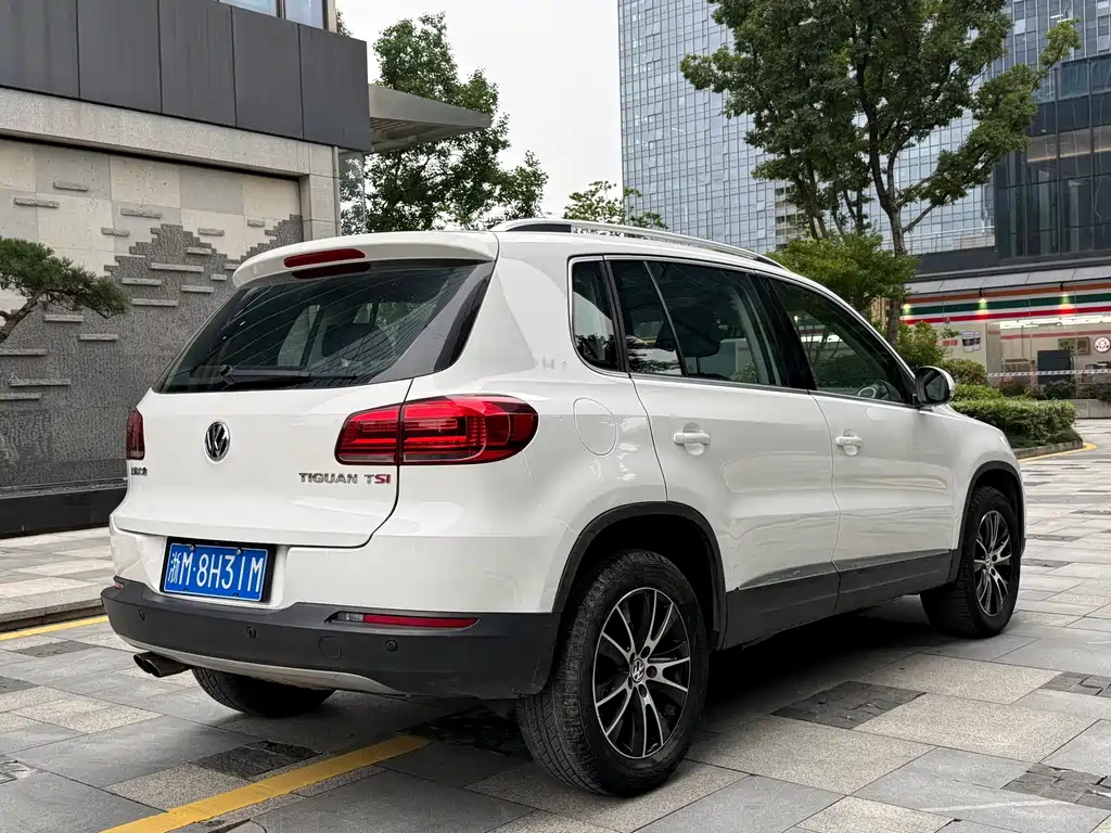 Tiguan 1.8 TSI Auto 2 WD Luxury