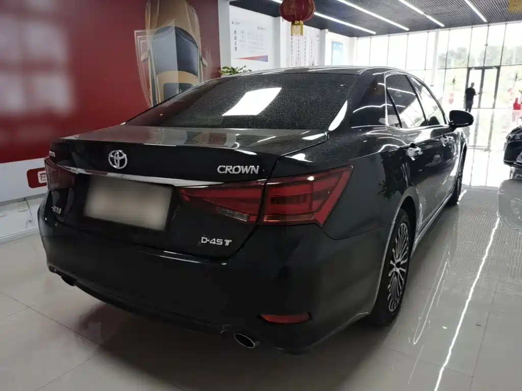 Crown 2.0 T Sport