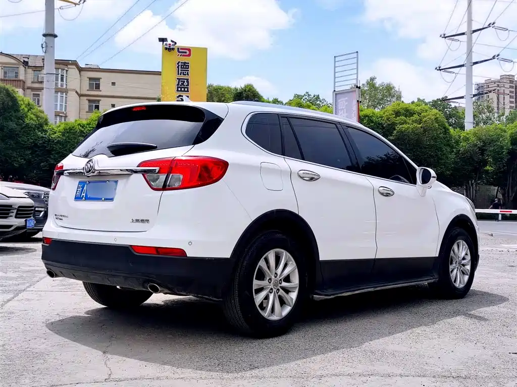 Envision Plus 28 T 4 WD Luxury